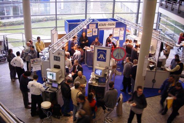 Bild: Der Ataripark innerhalb der Amigamesse.