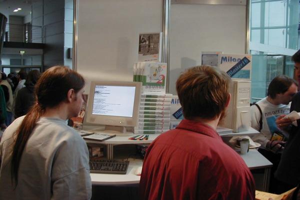 Bild: woller systeme hatte neben dem falkemedia-Verlag den gr&ouml;&szlig;ten Stand, der hier teilweise zu sehen ist.